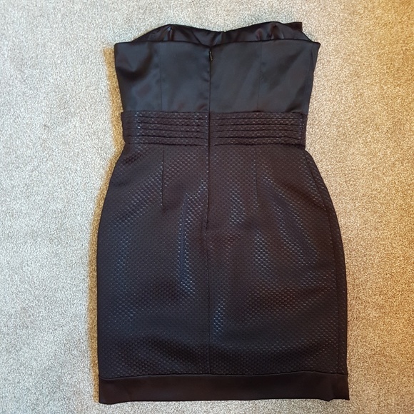 BCBG Size 6 Black Strapless Dress - Picture 6 of 8